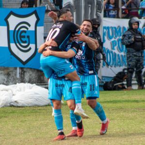 Un triunfo vital para mantener el sueño de ascenso