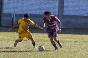 Empate para el bostezo entre “canarios” y “granates”